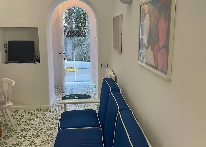 Channel House * Искья