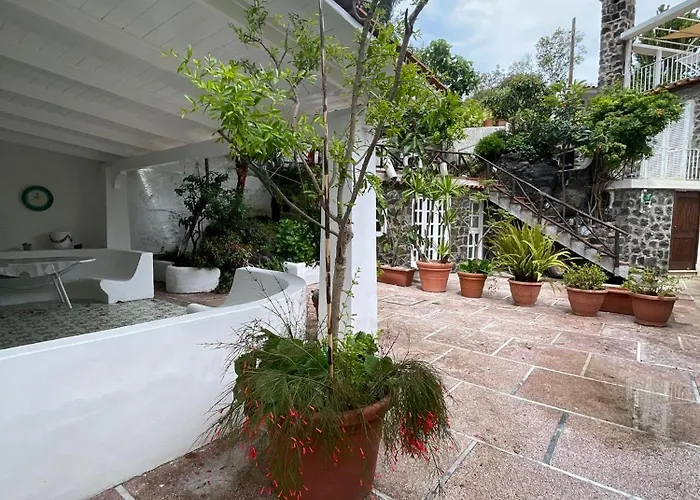 Channel House Дом отдыха *